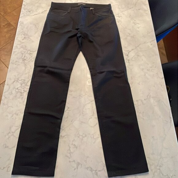 Rw&Co  33W x 32.5L Mens Black Jeans / Pants - Picture 6 of 9